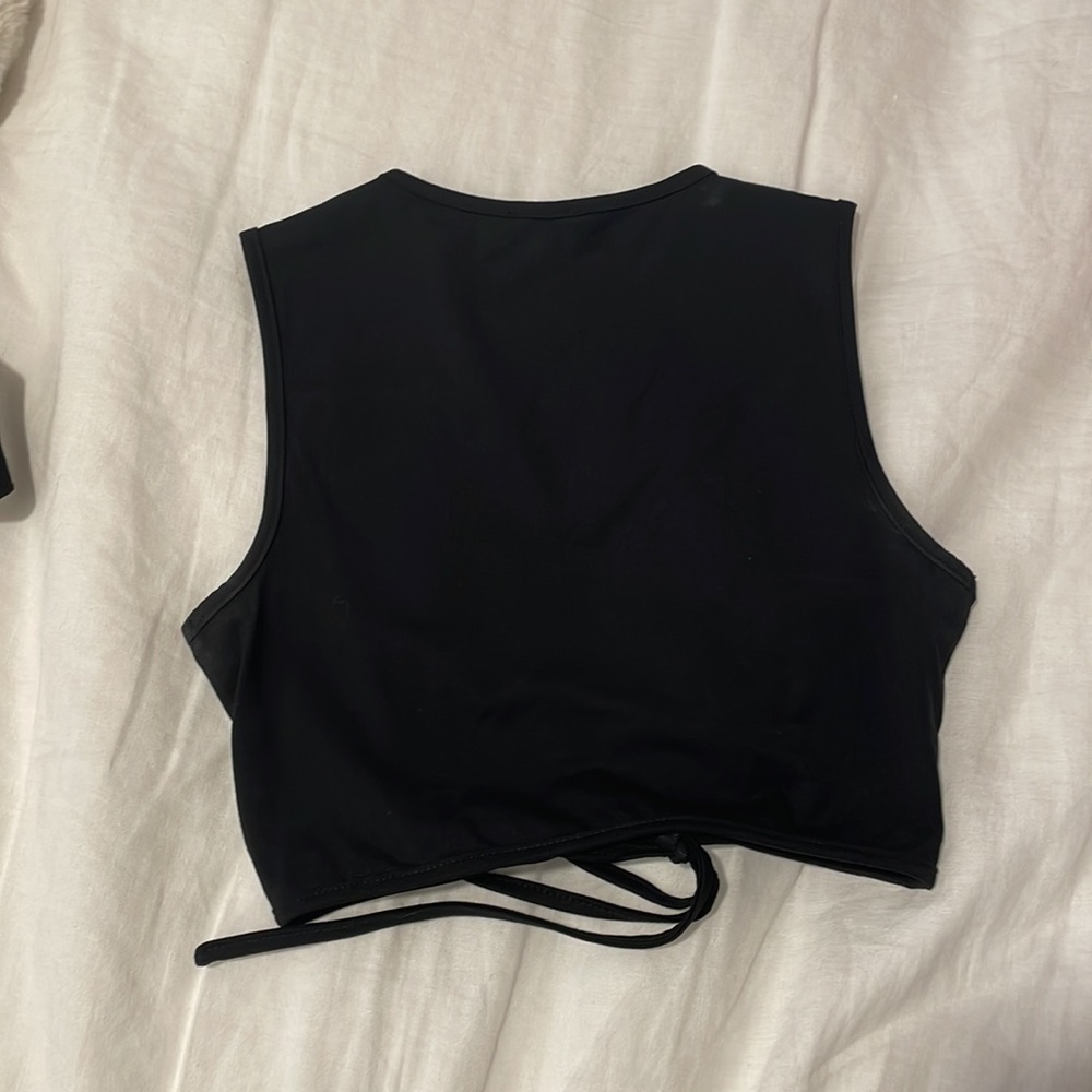 Superdown Revolve Crop Top - image 3